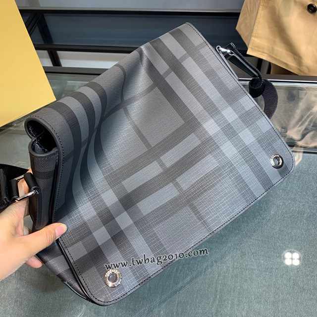 Burberry專門店新款男士信使包 巴寶莉翻蓋斜背包 yxb1300